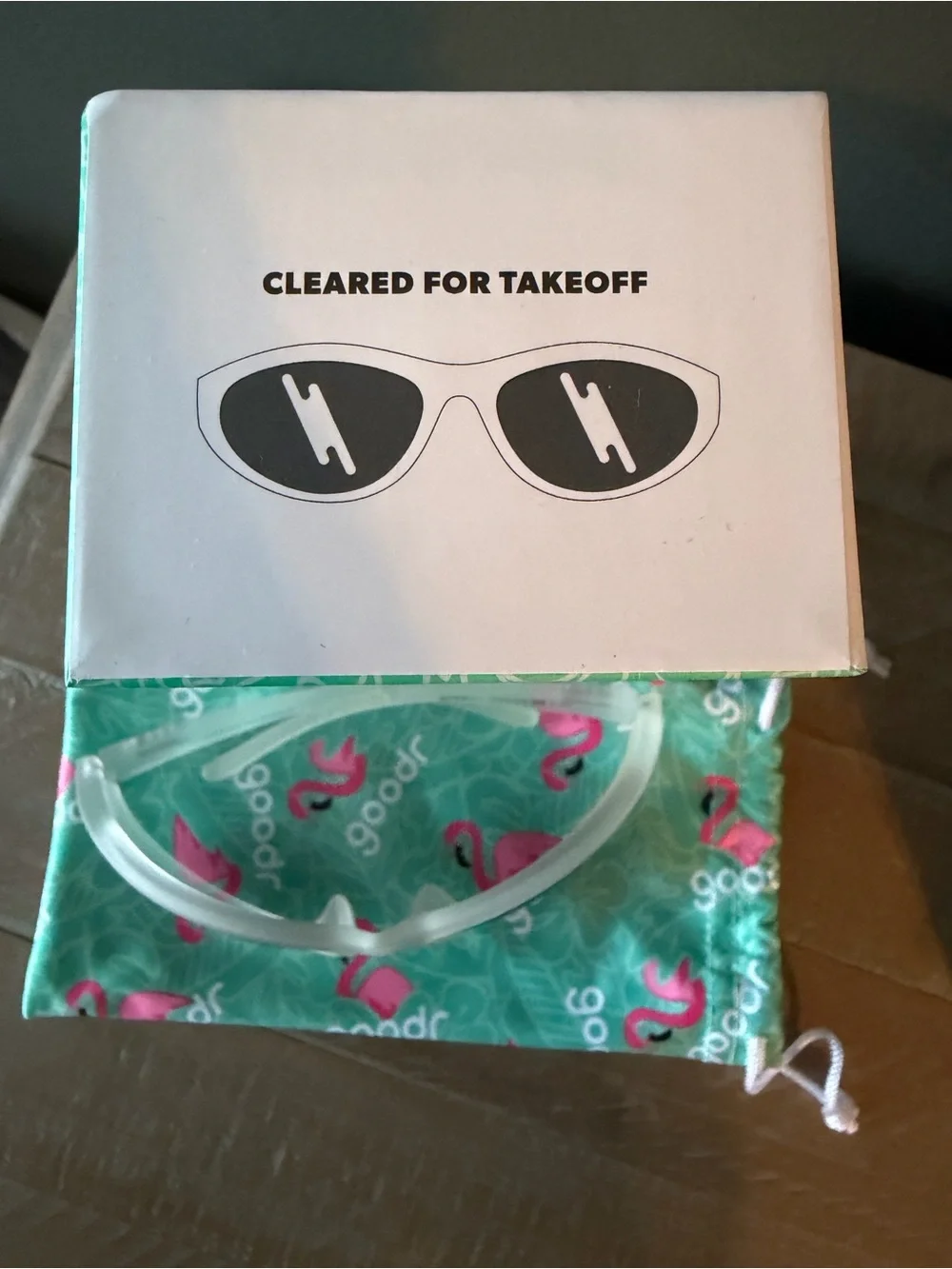 GOODR ‘cleared for takeoff’ - Women's White Frame Sunglasses - Polarized Lens